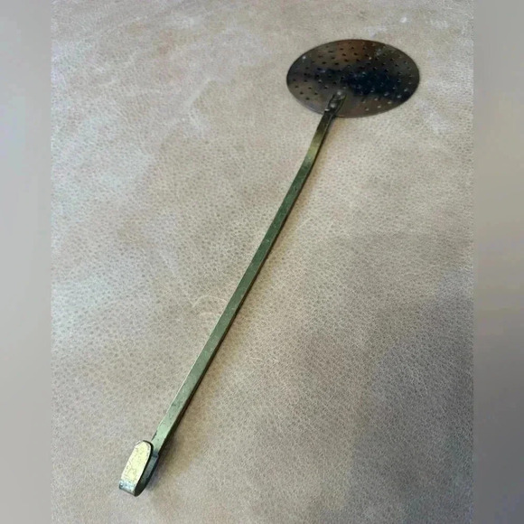 Vintage Brass roaster - Picture 5 of 6